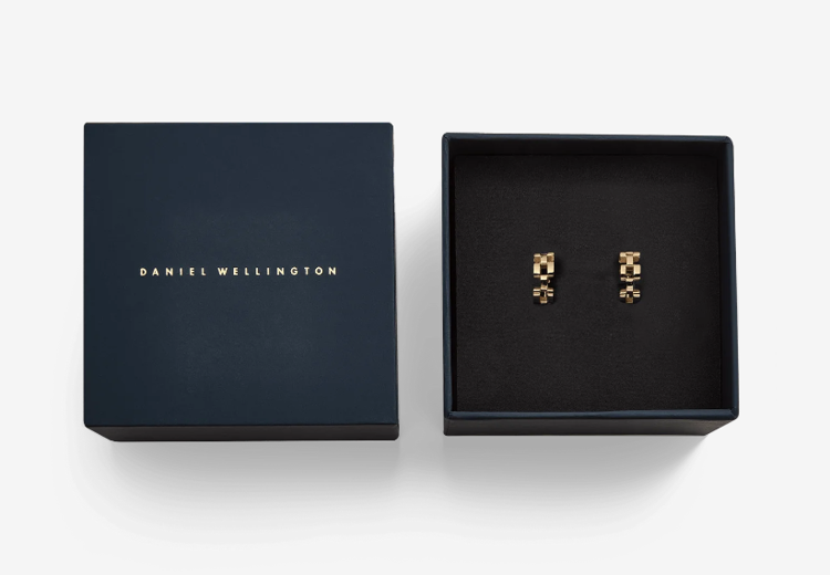 Immagine di Orecchini 3-Link Earrings Gold Daniel Wellington | DW00400989